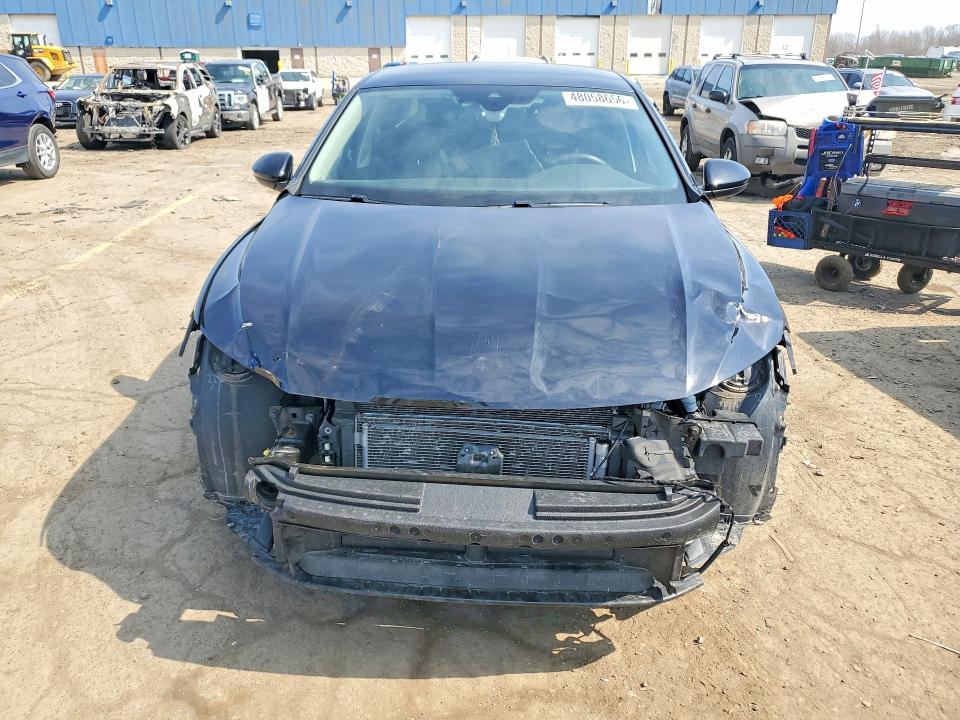 3VW7M7BU6NM014594