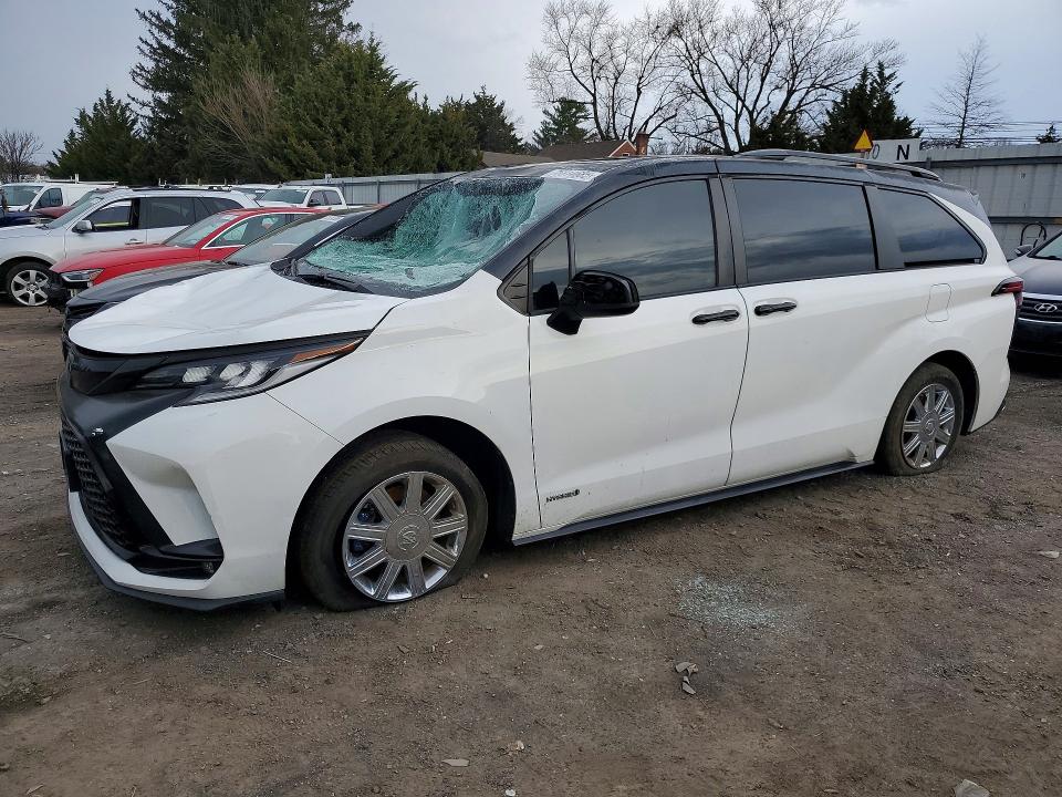 2021 TOYOTA SIENNA — VIN 5TDDSKFC0MS030479