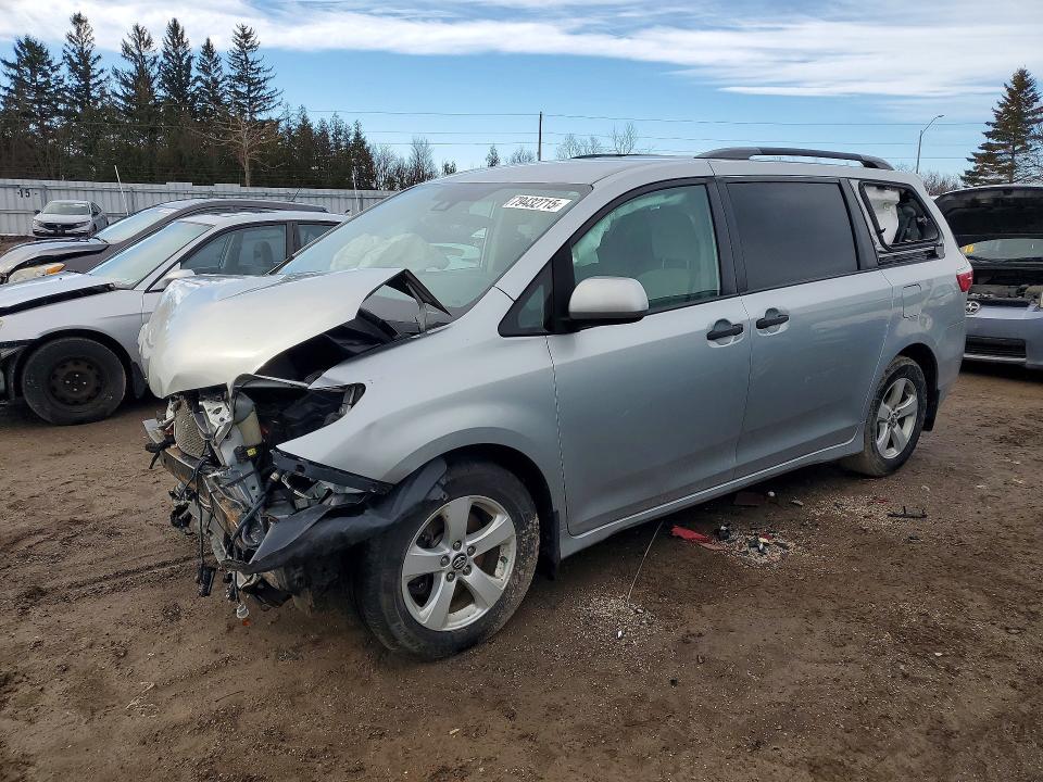 2019 TOYOTA SIENNA — VIN 5TDZZ3DCXKS976225