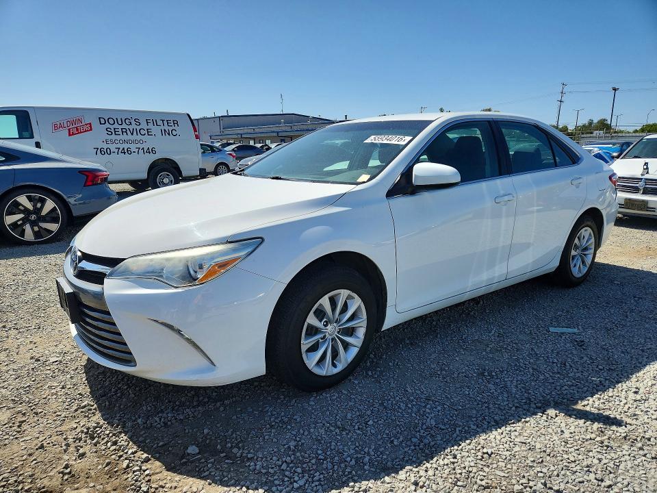 2015 TOYOTA CAMRY — VIN 4T4BF1FK0FR471073