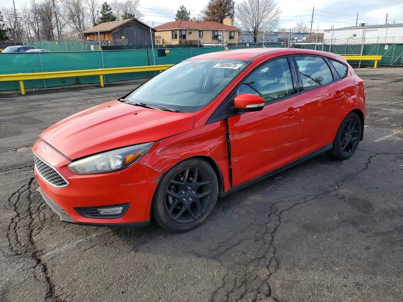 2016 FORD FOCUS SE — VIN 1FADP3K28GL215329