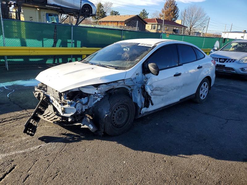2017 FORD FOCUS — VIN 1FADP3E21HL221101