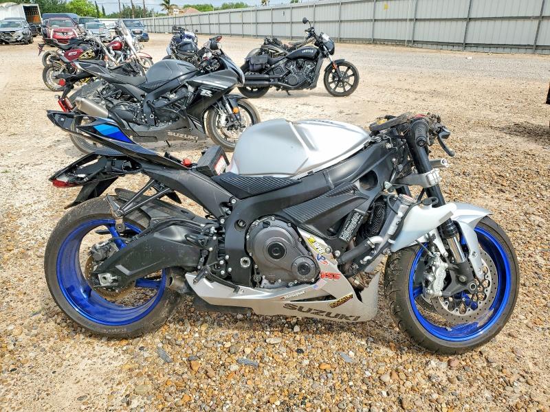 JS1GN7FA6T7100439