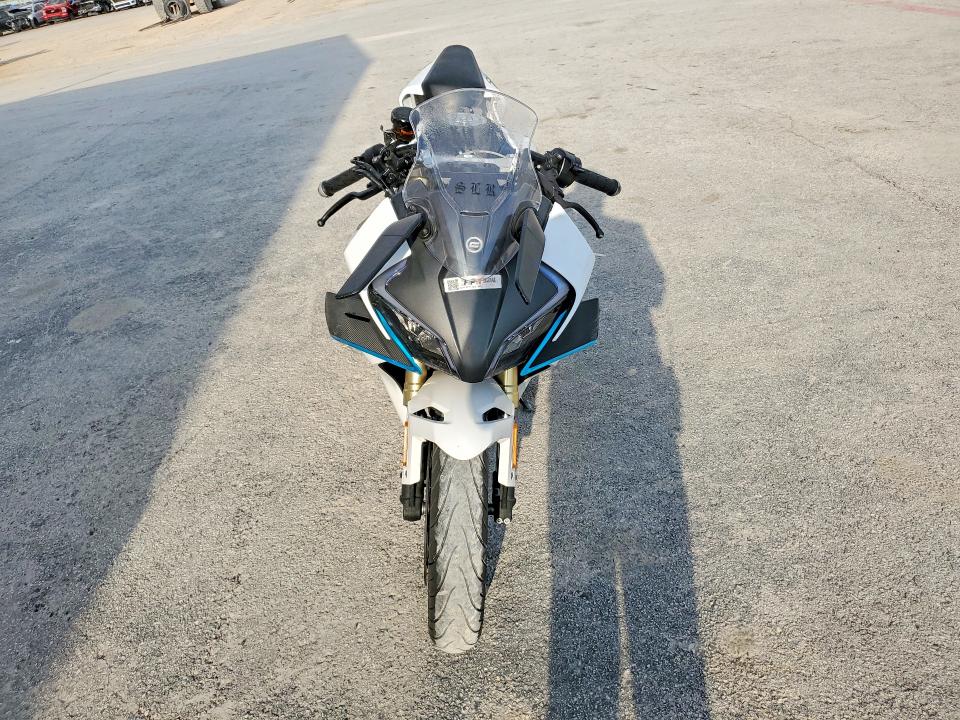 LCEPESLA1R6005301