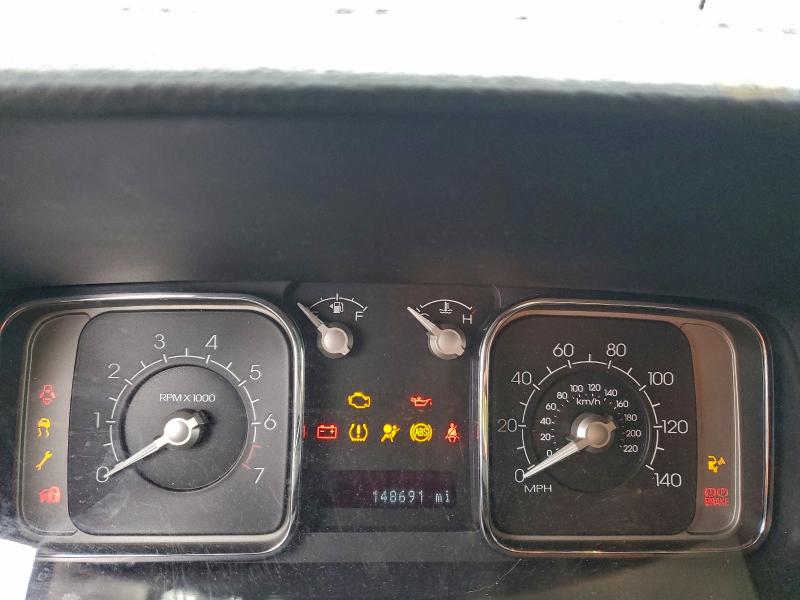 2LMDU88C37BJ28227