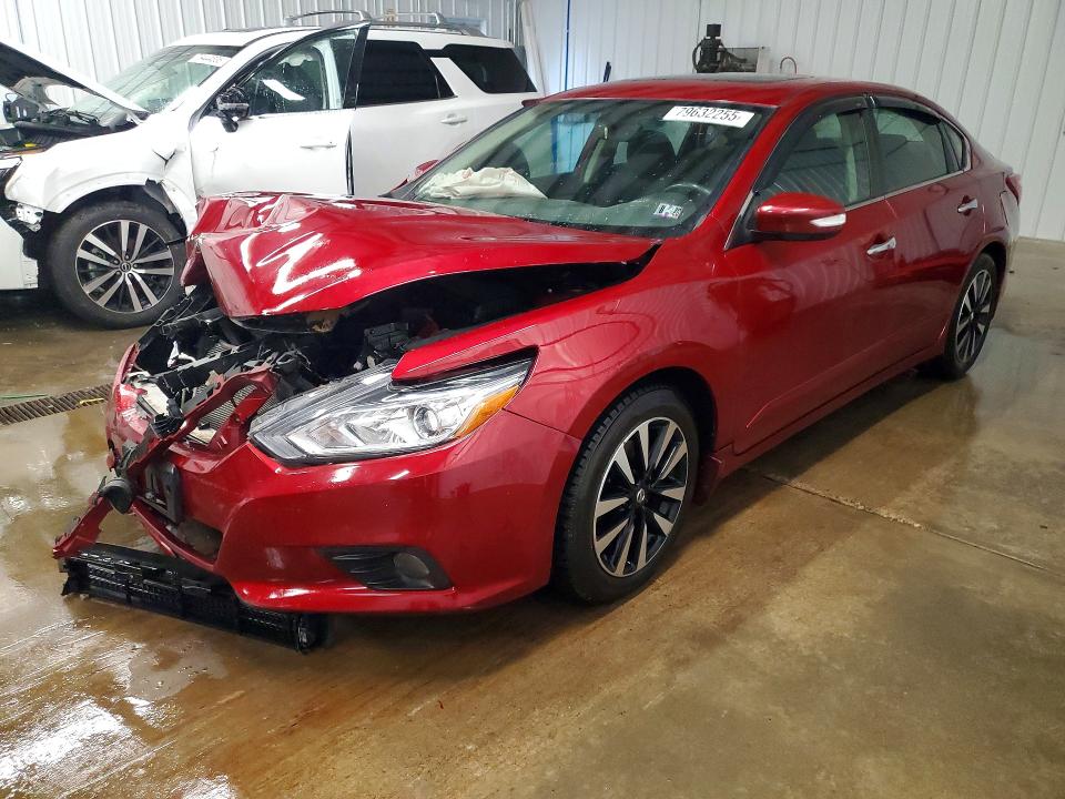 2018 NISSAN ALTIMA — VIN 1N4AL3AP1JC174027