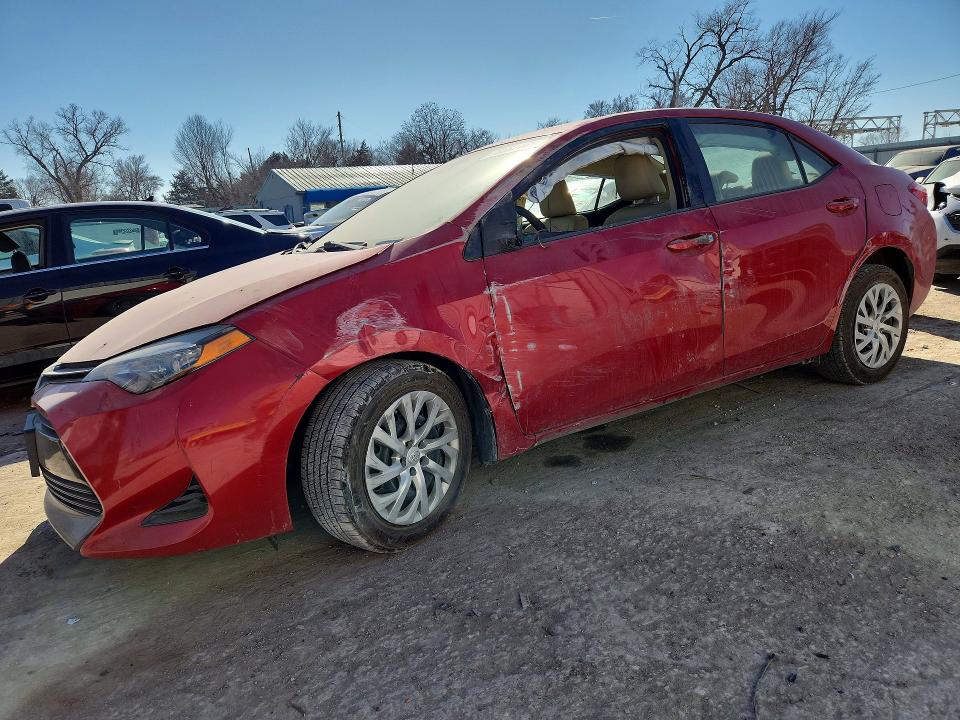 2018 TOYOTA COROLLA — VIN 2T1BURHEXJC093182