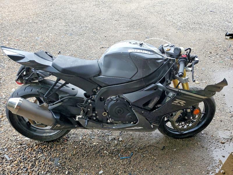 2025 SUZUKI GSX-R750 — VIN JS1GR7MA2S7101075