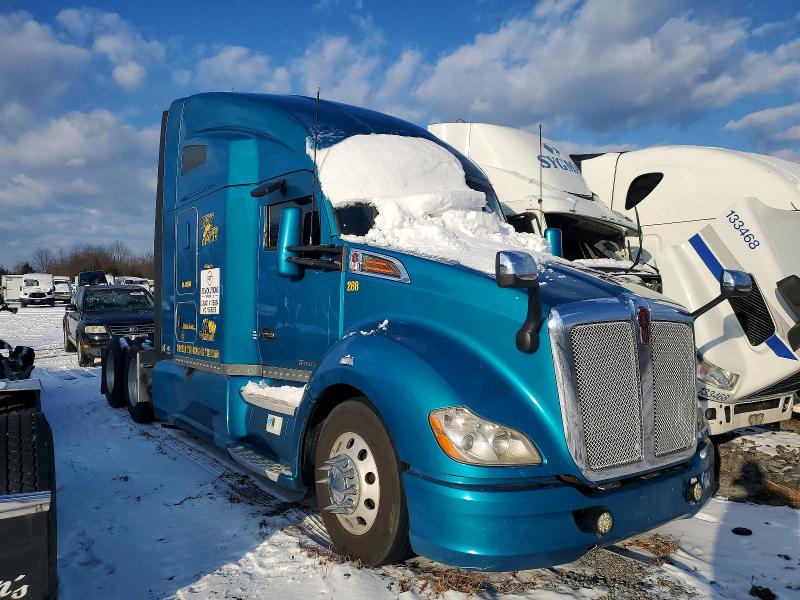 2018 KENWORTH T680 — VIN 1XKYDP9X8JJ135579