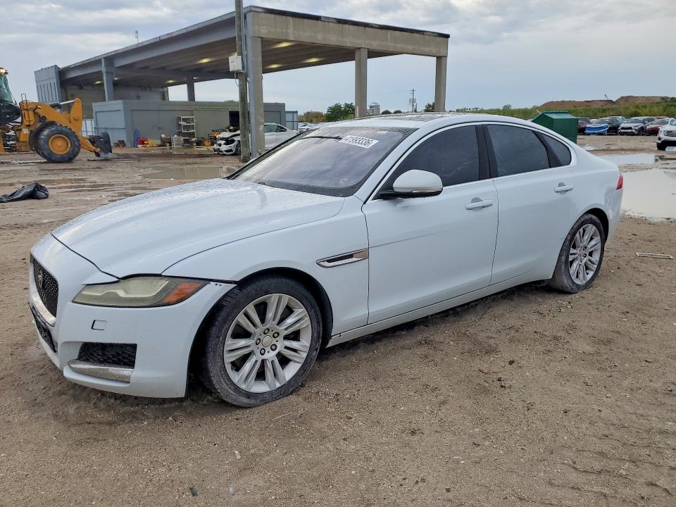 2016 JAGUAR XF — VIN SAJBD4BV9GCY07253