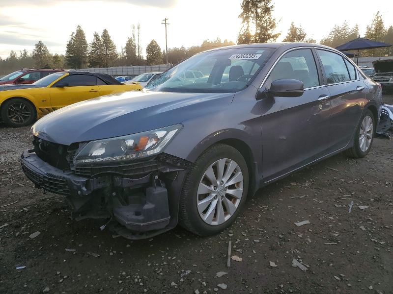 2015 HONDA ACCORD — VIN 1HGCR2F82FA067196