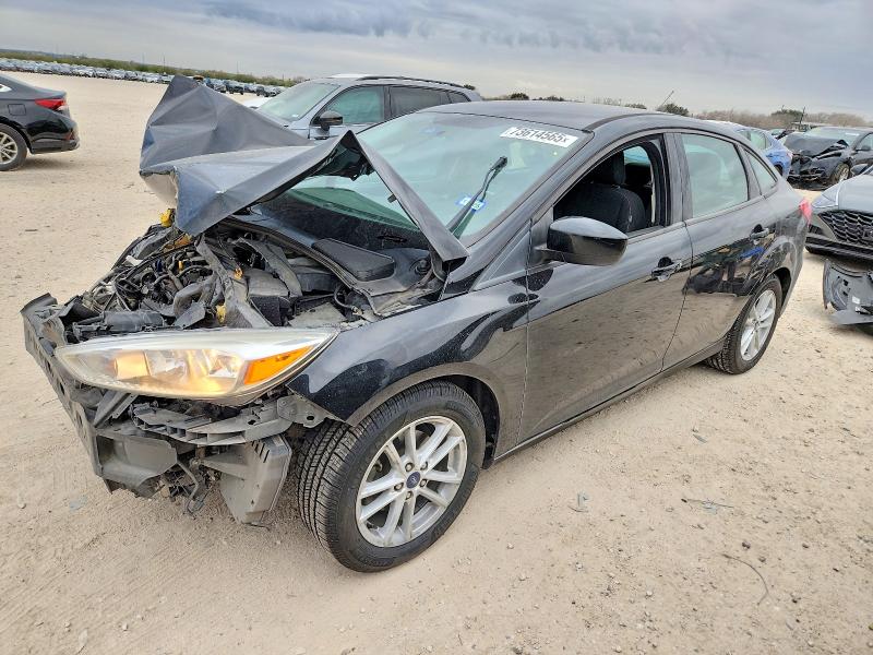 2018 FORD FOCUS SE — VIN 1FADP3F2XJL262069