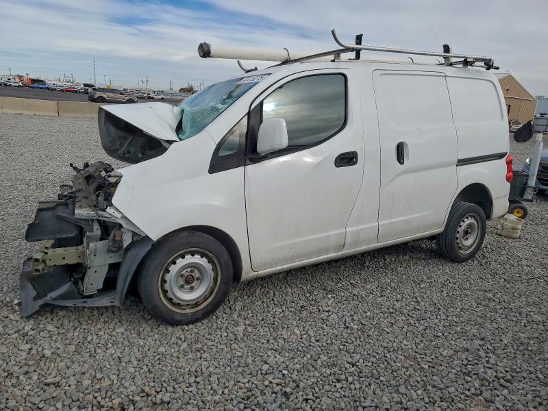 2015 NISSAN NV200 — VIN 3N6CM0KN3FK725536