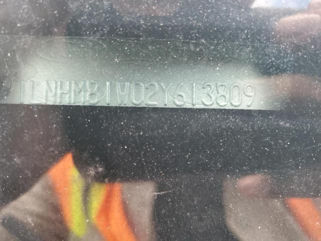 1LNHM81W02Y613809
