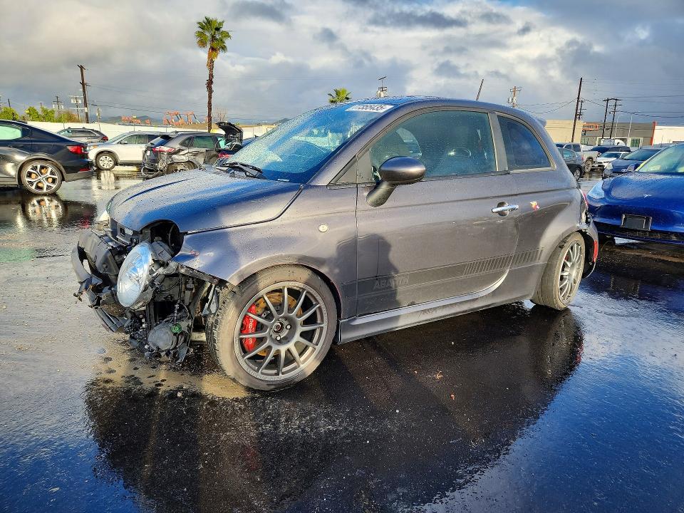 2015 FIAT 500 — VIN 3C3CFFFH2FT690331