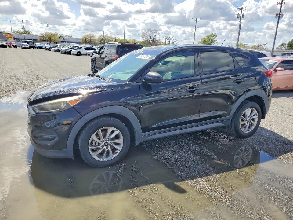 2017 HYUNDAI TUCSON — VIN KM8J23A49HU410801