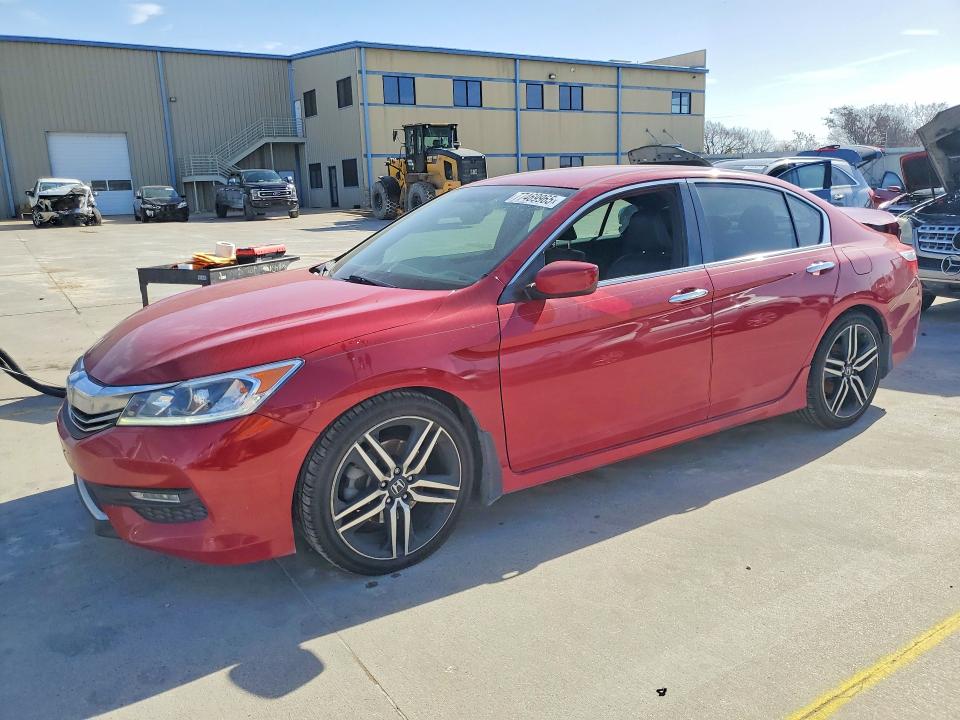 2017 HONDA ACCORD — VIN 1HGCR2F12HA168910