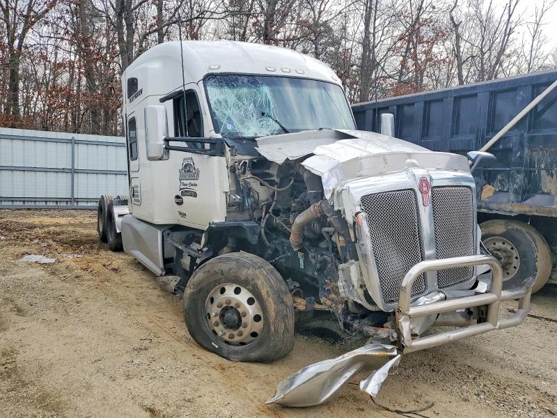 2022 KENWORTH T680 — VIN 1XKYDP9X9NJ133281