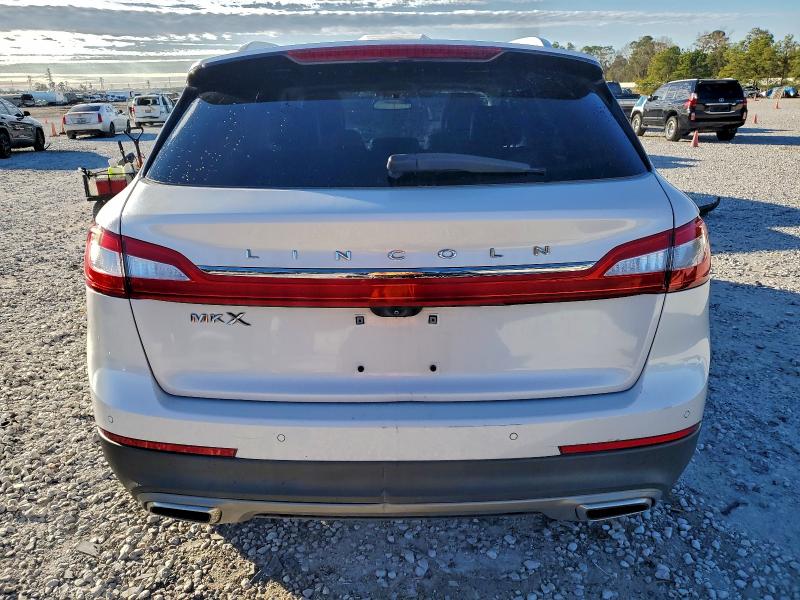 2LMPJ6KR9HBL20129