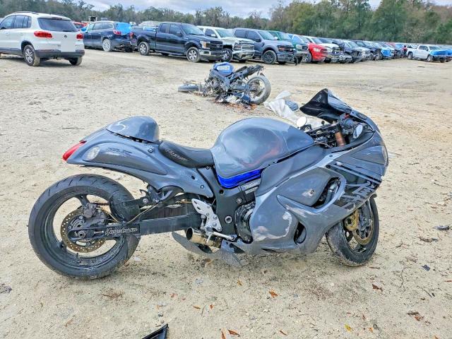 2015 SUZUKI GSX1300 — VIN JS1GX72BXF2100678