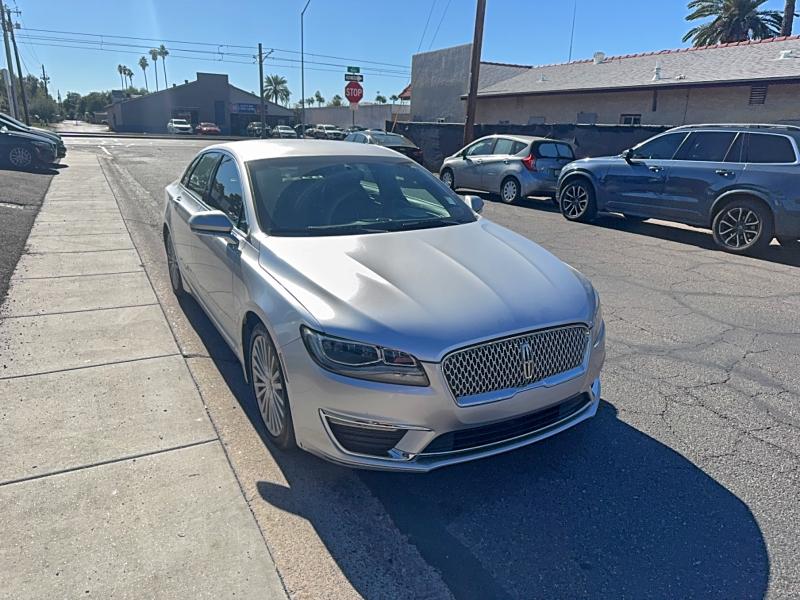 2017 LINCOLN MKZ RESERV — VIN 3LN6L5E93HR605496