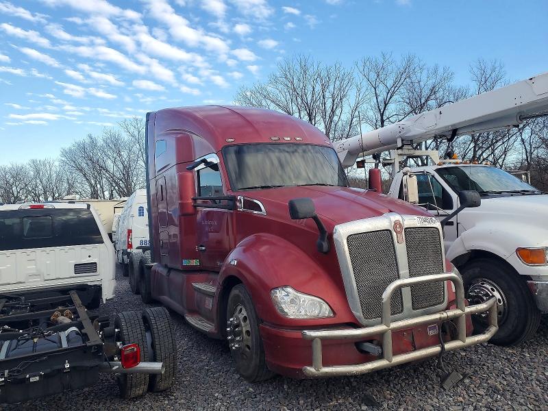 2017 KENWORTH CONSTRUCTI — VIN 1XKYDP9XXHJ135951