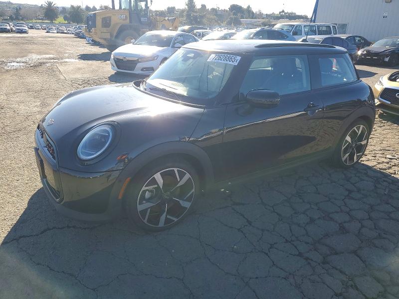 2025 MINI COOPER — VIN WMW23GD07S2W32291