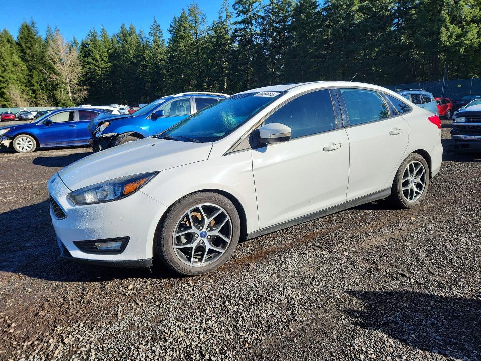 2017 FORD FOCUS SEL — VIN 1FADP3H22HL238937