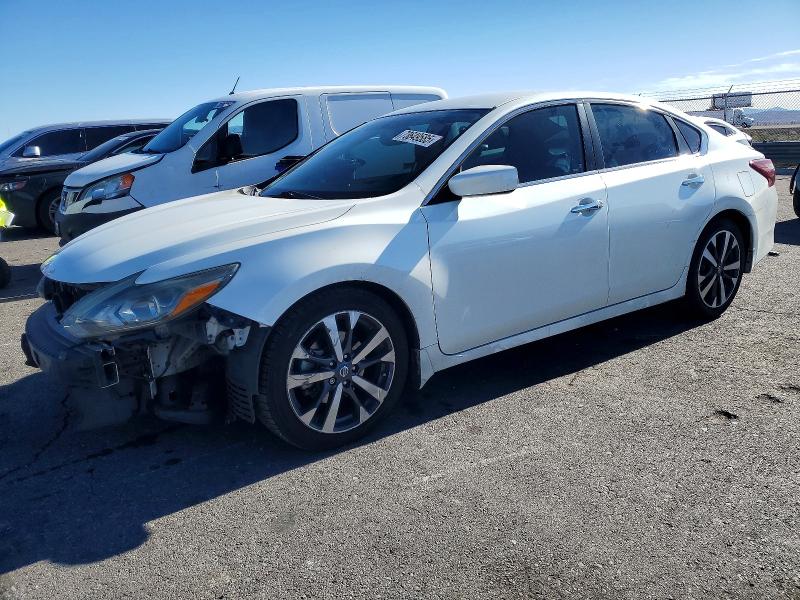 2017 NISSAN ALTIMA — VIN 1N4AL3AP2HC477215