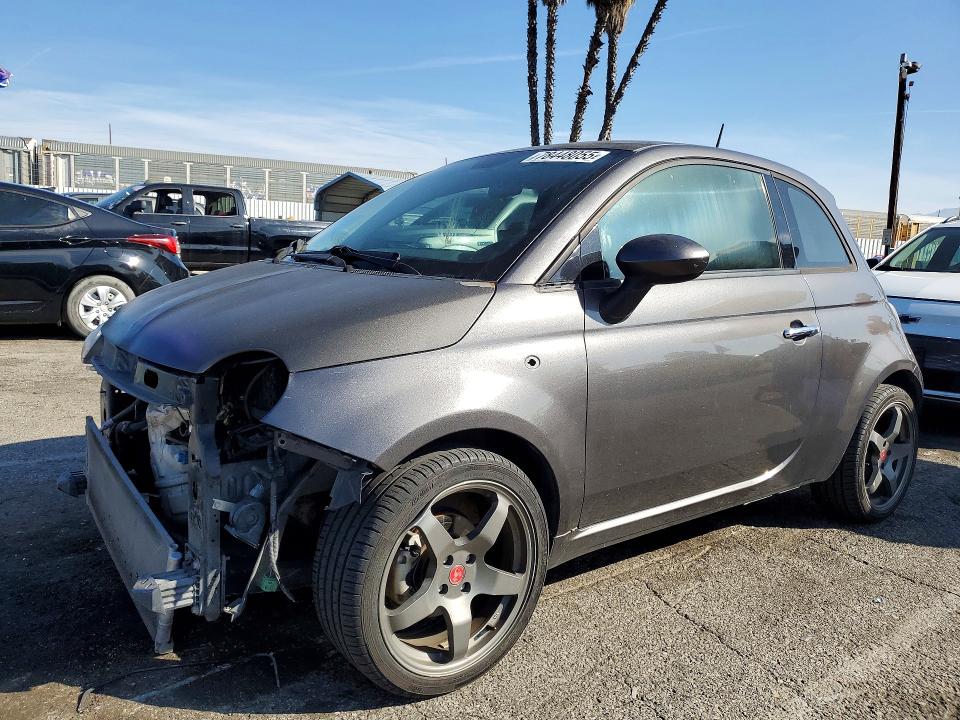 2015 FIAT 500 — VIN 3C3CFFAR3FT562423
