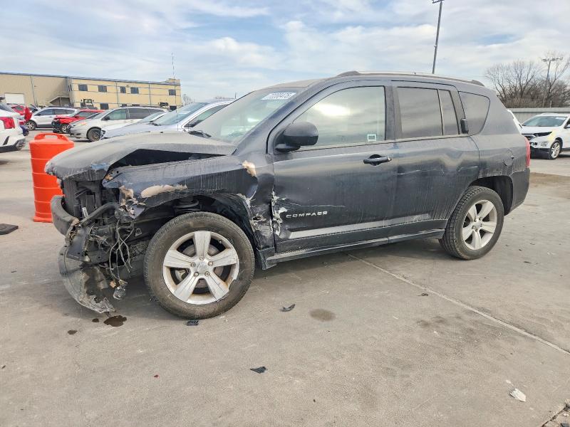 2016 JEEP COMPASS — VIN 1C4NJDBB1GD566647