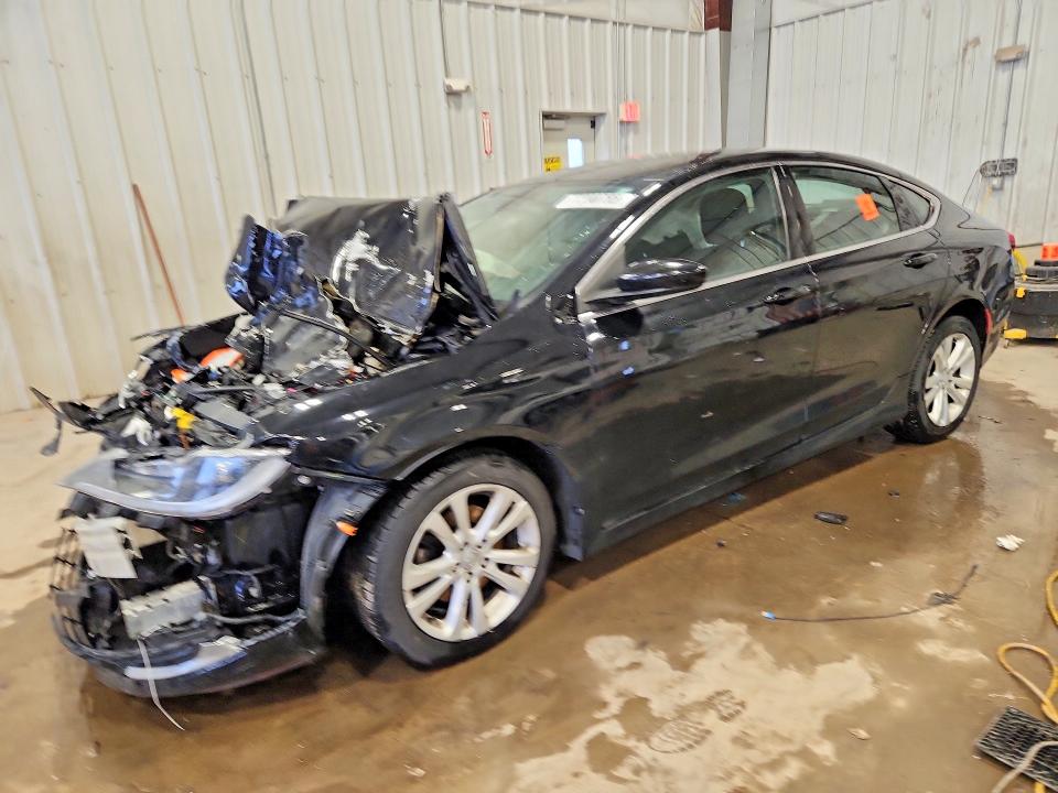 2015 CHRYSLER 200 — VIN 1C3CCCAB1FN555268