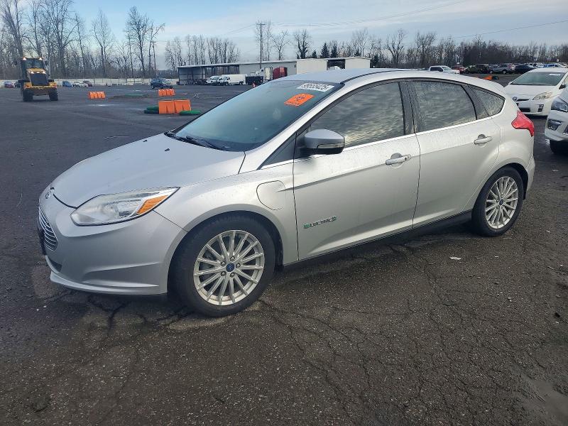 2017 FORD FOCUS — VIN 1FADP3R46HL245518
