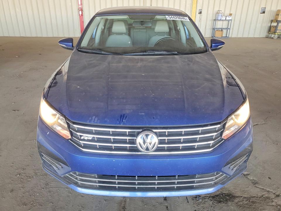 1VWDT7A37HC000689