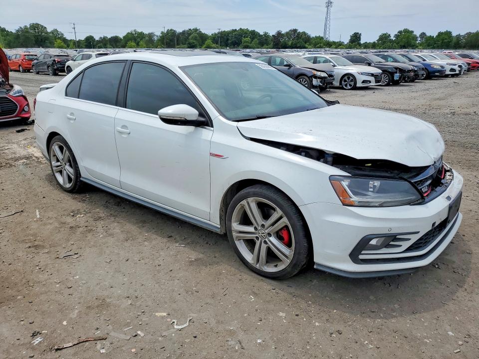 3VW4T7AJXHM218140