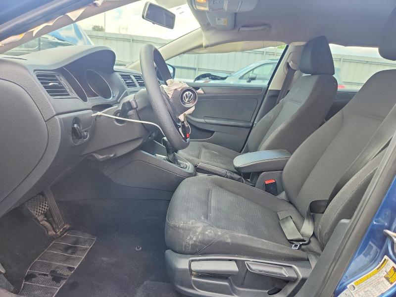 3VW267AJ2GM372631