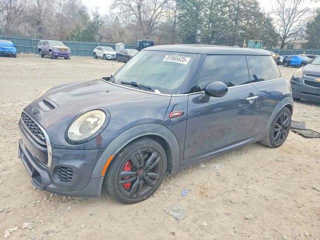2016 MINI COOPER — VIN WMWXM9C51GT996722
