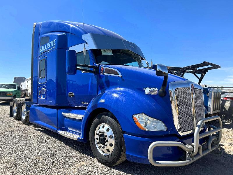 2020 KENWORTH CONSTRUCTION — VIN 1XKYDP9X4LJ371181