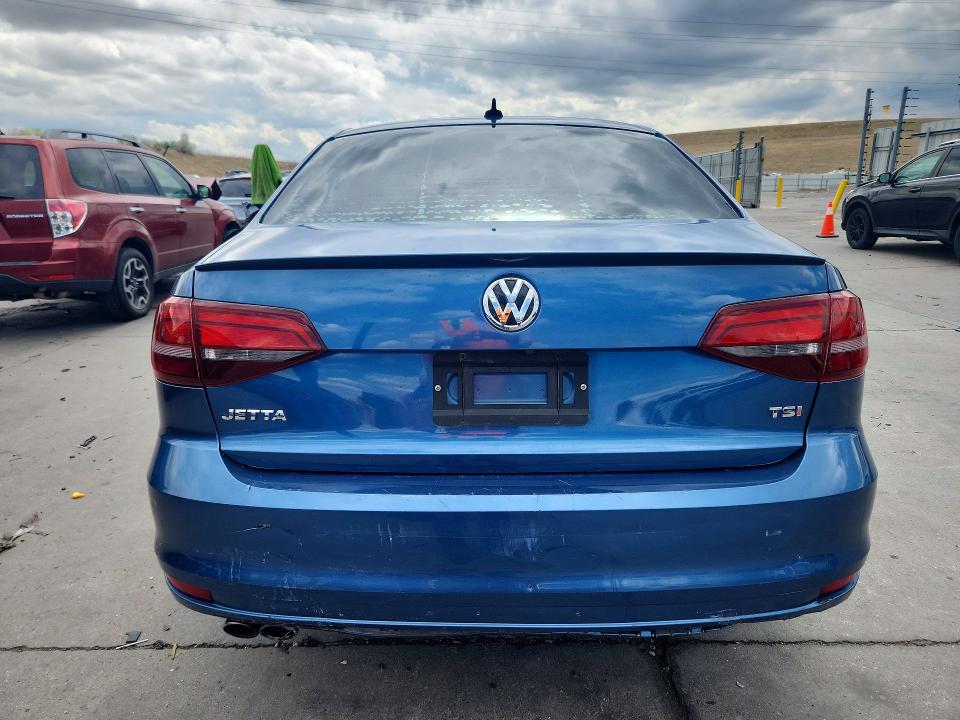 3VW267AJ2GM372631