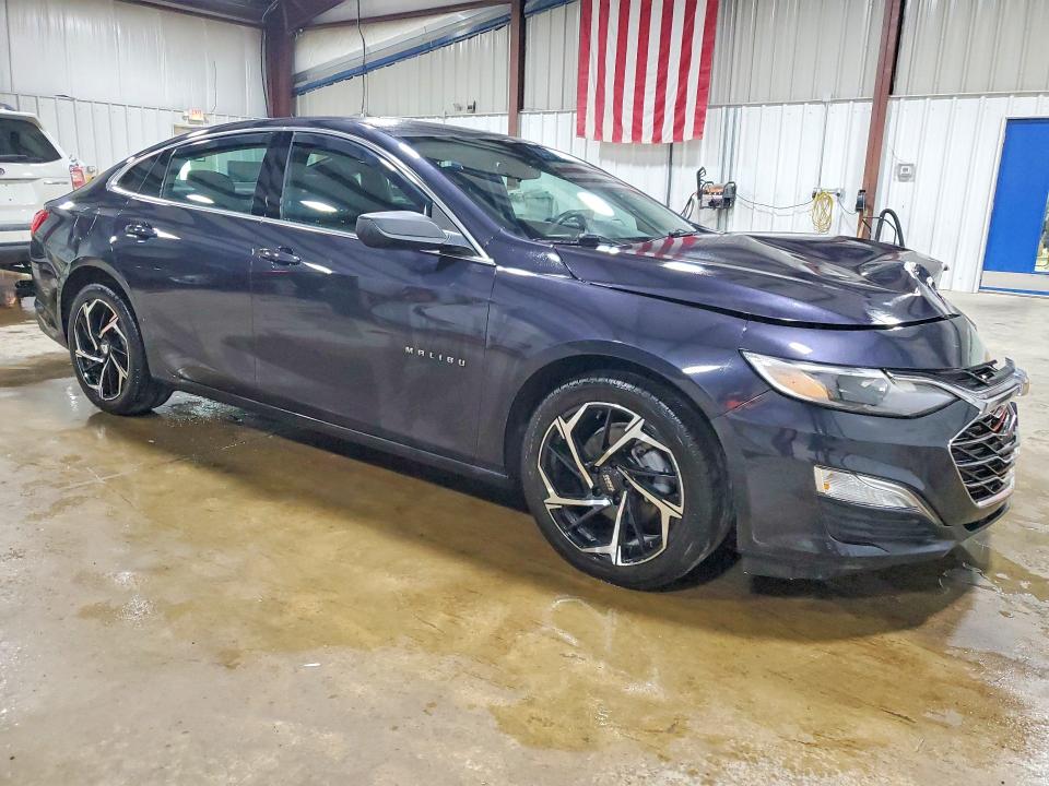 1G1ZB5ST8PF116911