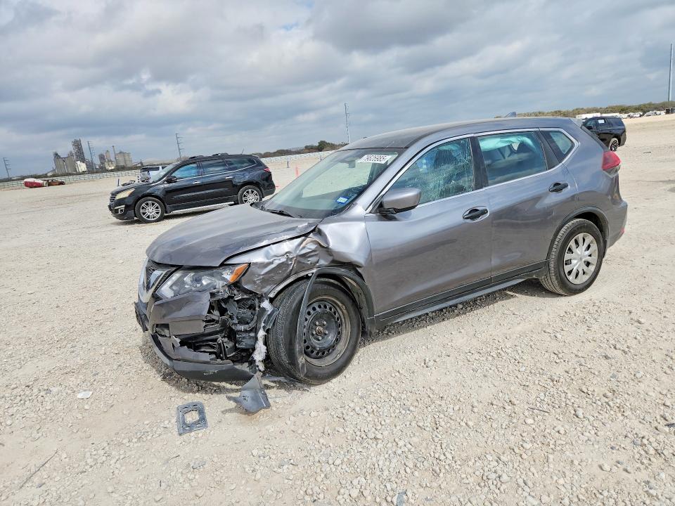 2018 NISSAN ROGUE — VIN KNMAT2MT9JP602156