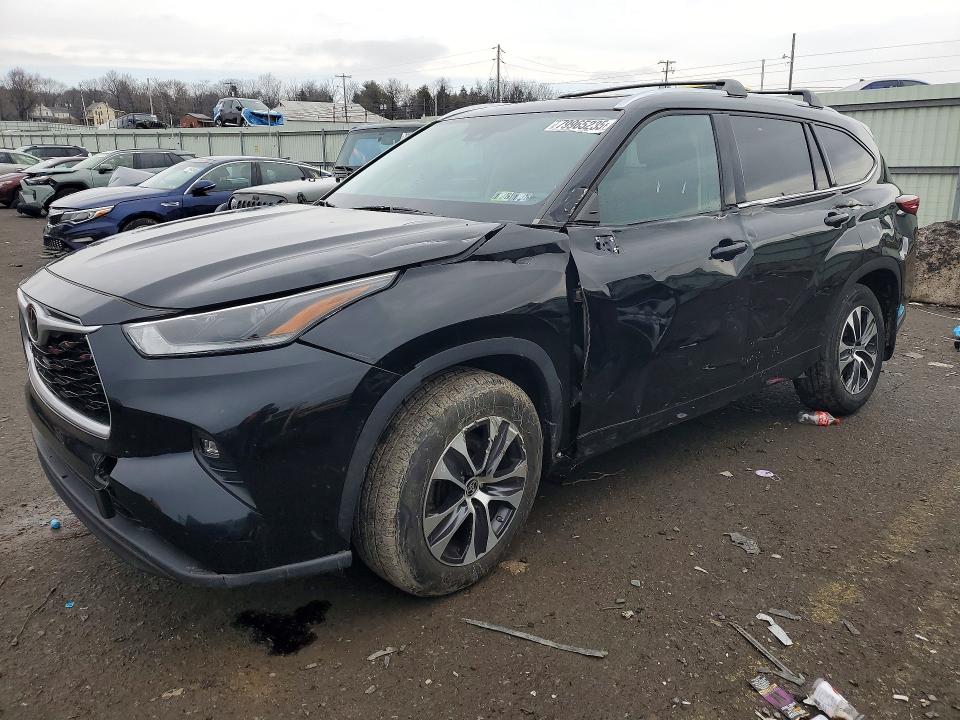2021 TOYOTA HIGHLANDER — VIN 5TDHZRBH1MS123339