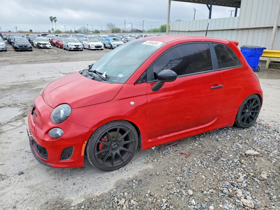 2015 FIAT 500 — VIN 3C3CFFFH1FT673035