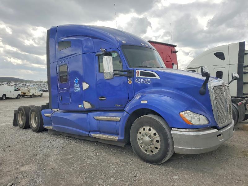 2015 KENWORTH CONSTRUCTION — VIN 1XKYDP9X8FJ447053