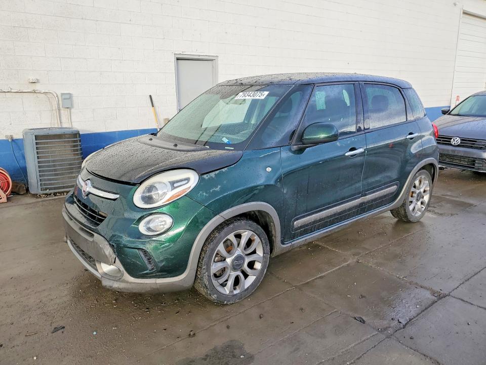 2015 FIAT 500L — VIN ZFBCFADH2FZ034045