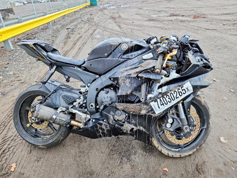 2017 YAMAHA YZF-R6C — VIN JYARJ28E4HA000259