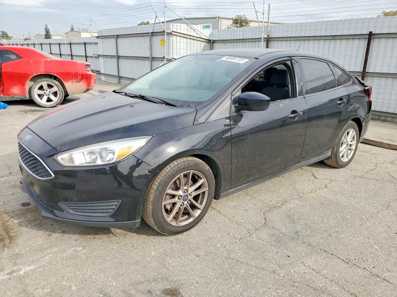 2018 FORD FOCUS SE — VIN 1FADP3F25JL315440