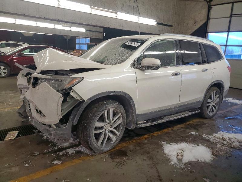 2018 HONDA PILOT — VIN 5FNYF6H93JB026165