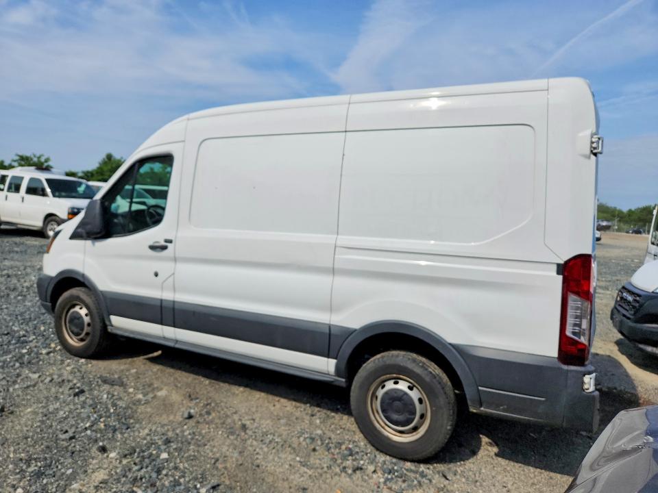 1FTYR1CM3HKA16352