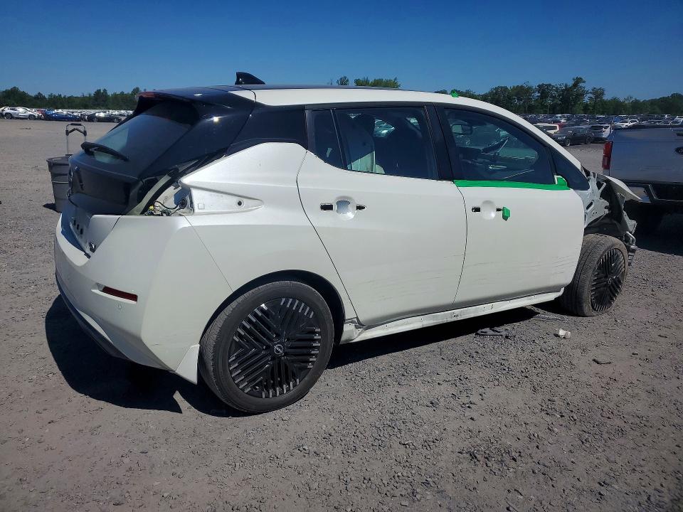 1N4CZ1CV1PC561354